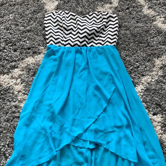 High-Low Dress, Chevron Print, juniors size M - Picture 2 of 6